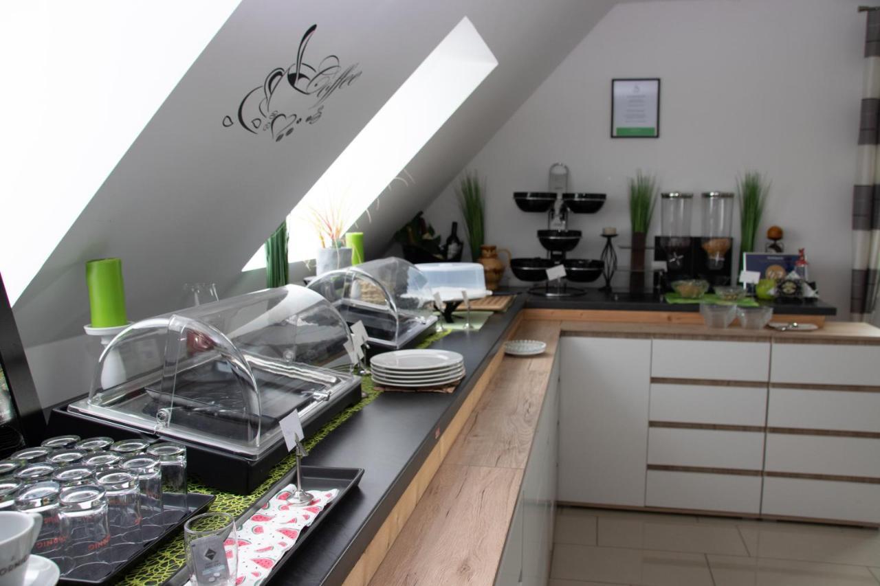 Die Schlafstube - Bed & Breakfast Zeltweg Eksteriør billede