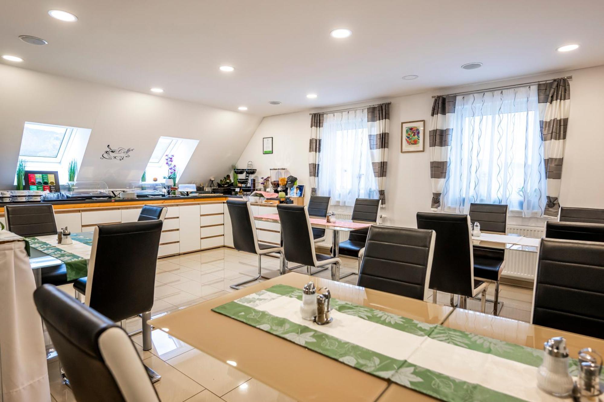 Die Schlafstube - Bed & Breakfast Zeltweg Eksteriør billede