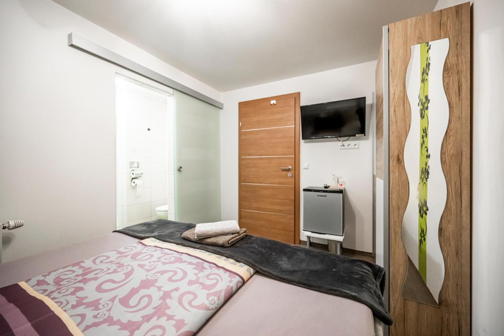 Die Schlafstube - Bed & Breakfast Zeltweg Eksteriør billede