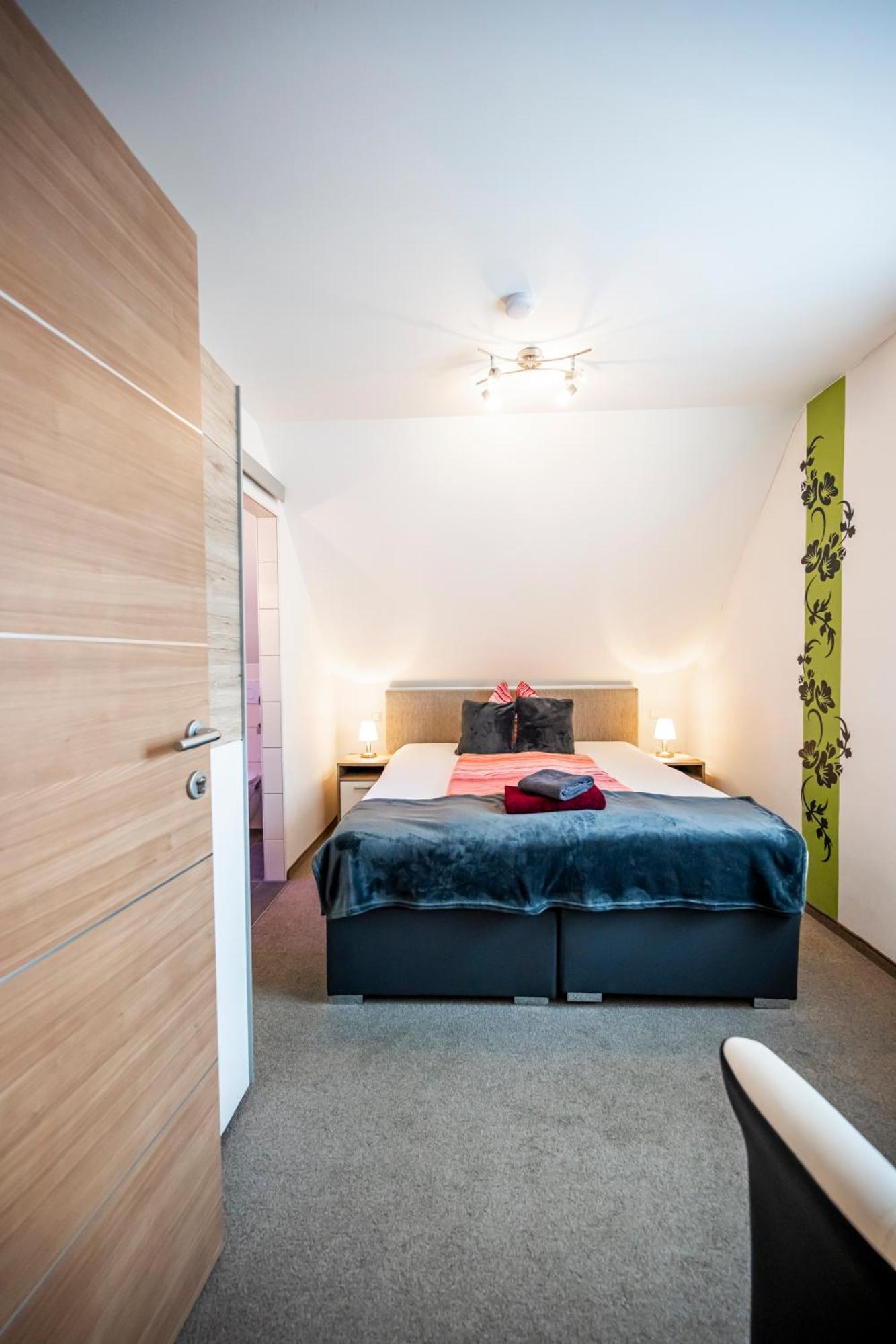 Die Schlafstube - Bed & Breakfast Zeltweg Eksteriør billede