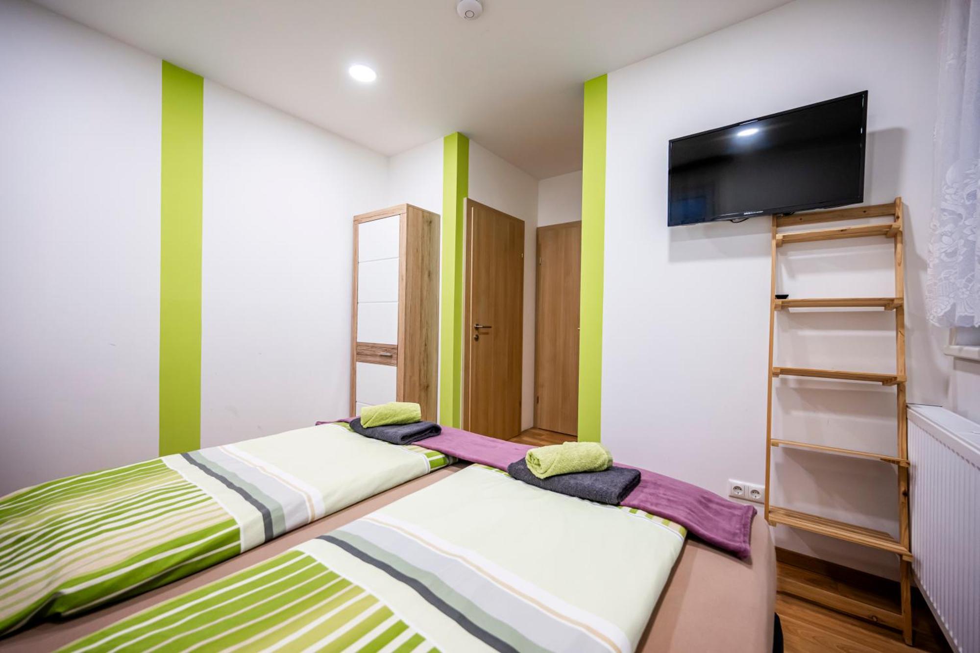 Die Schlafstube - Bed & Breakfast Zeltweg Eksteriør billede